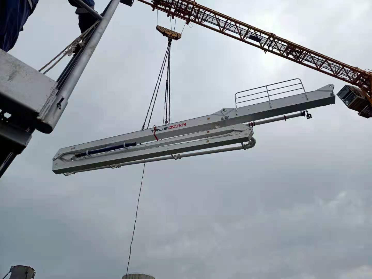 混凝土布料機安裝 混凝土布料機安裝